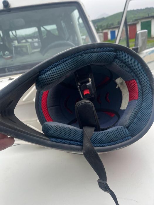 шлем в отличном состоянии