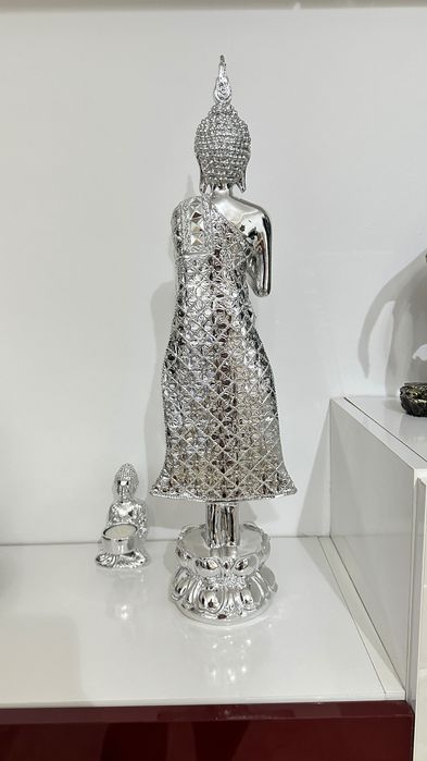 Pereche statuete mari Buddha în picioare , argintii cu oglinzi (2 bucăți)