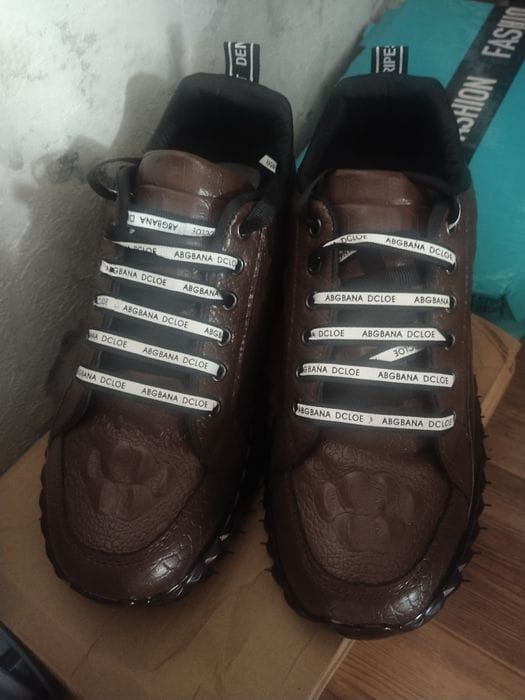 Продадим красовки новые