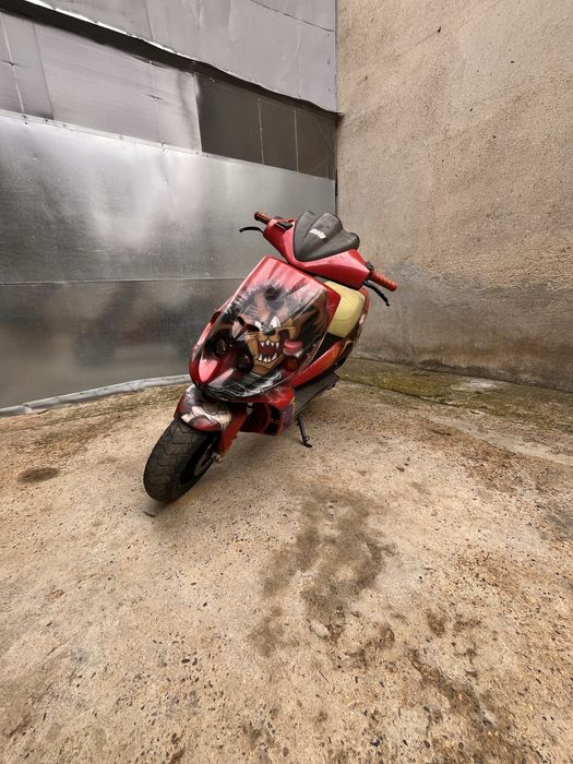 Скутер Malaguti  F12