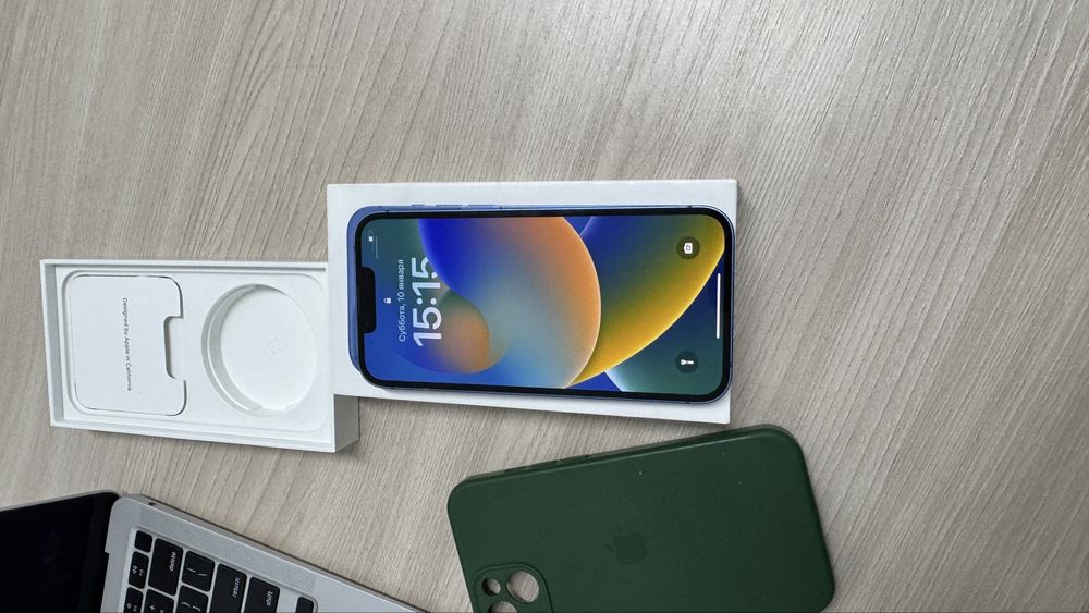 iPhone 13 + коробка чехол