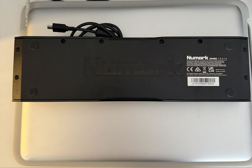 Продавам DJ2GO2 Touch