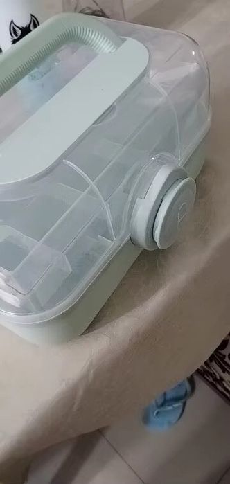 Многоетажна кутия за съхранение