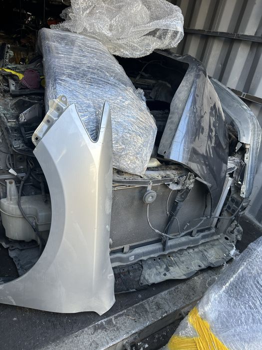 Крыло на Камри 50