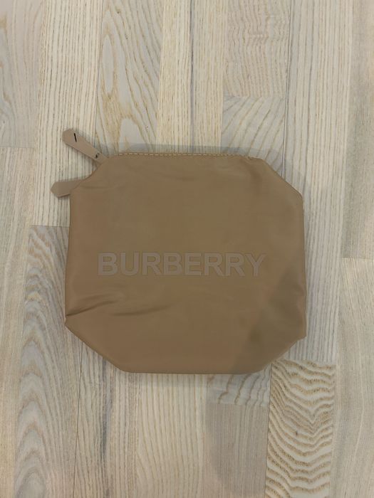 Сумочка burberry косметичка