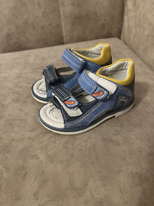 Сандали детские на мальчика