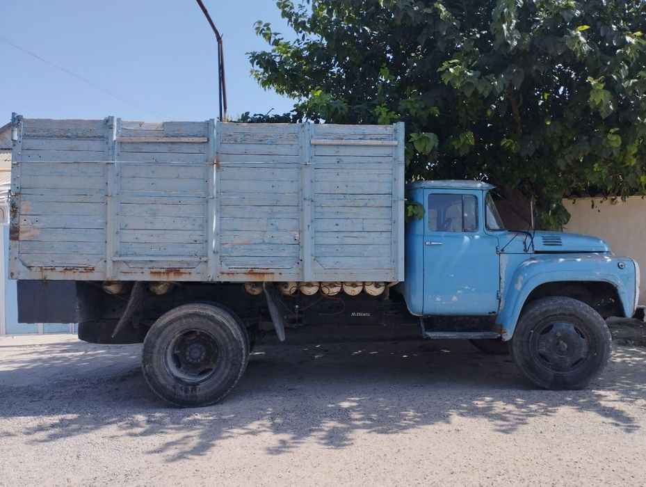 Зил 53 котарилмиди матори зор нархи 5000$ келишамиз анча ками бор