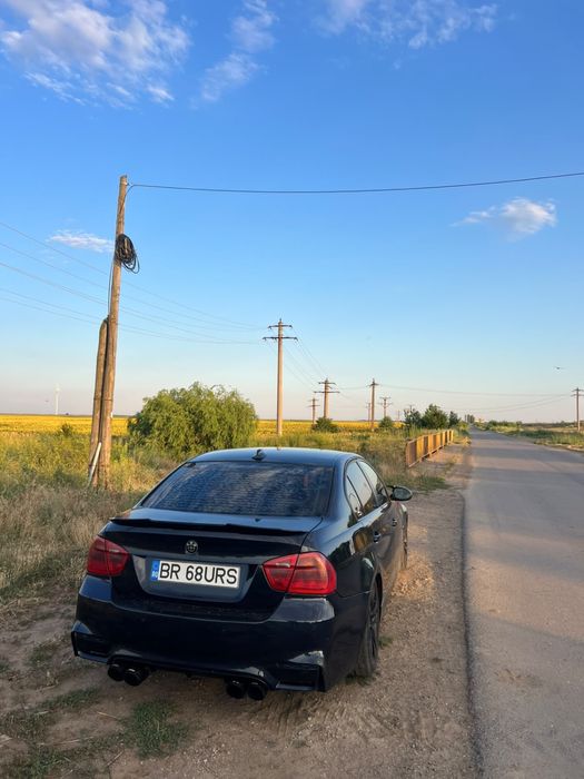 Vând BMW e90 2.0d