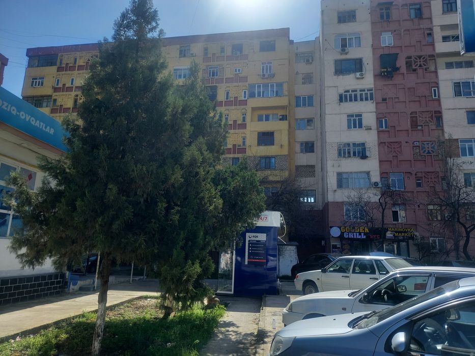 Stroitelnida Uy sotiladi 2 xona 60 kv