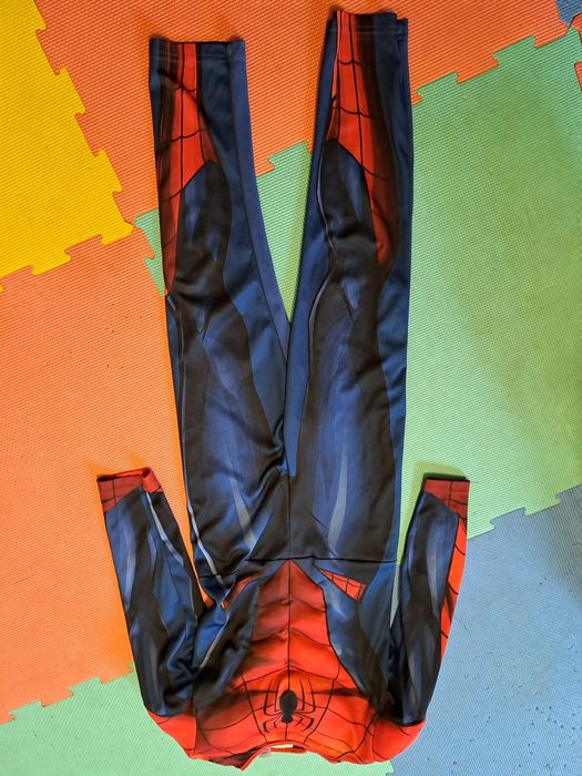 Costum spiderman hm 122-128