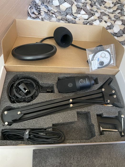 Продам микрофон для геймеров