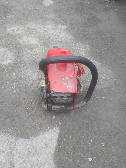 Продам бензопилу