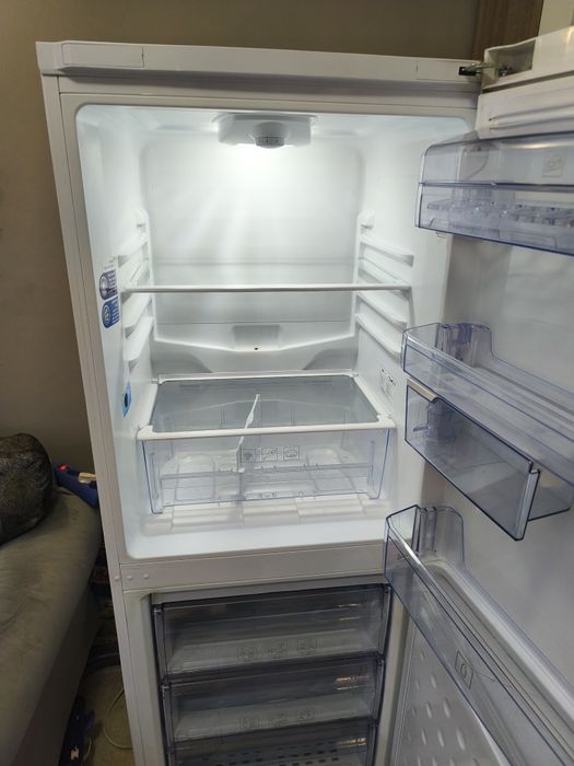 Хладилник BEKO Използван