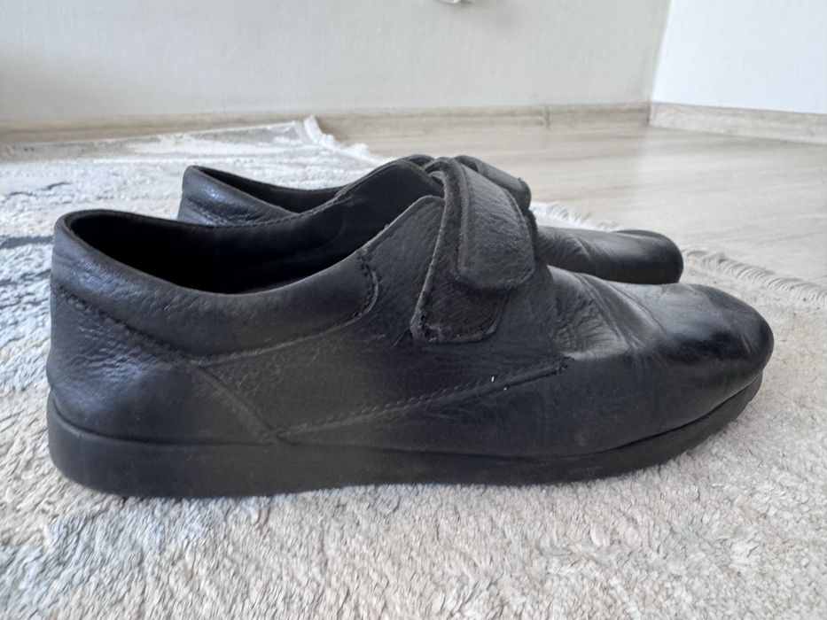 Продам мусжкие туфли