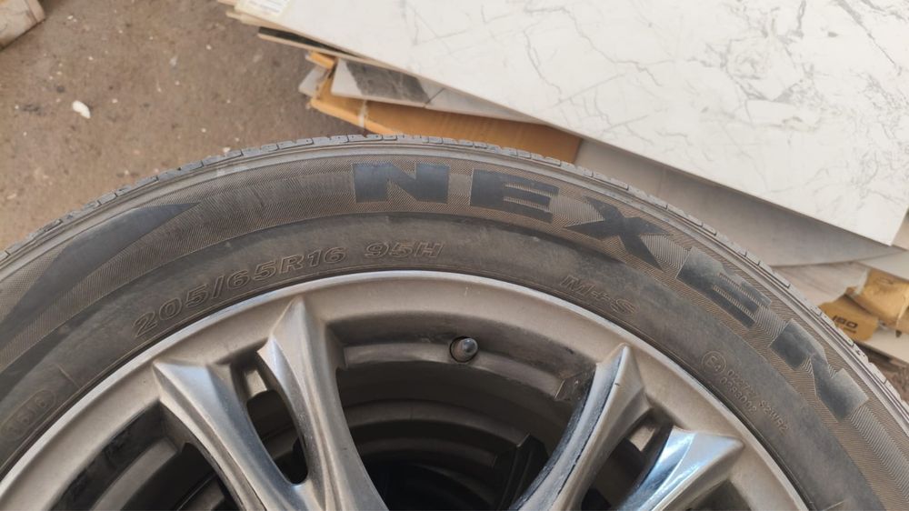 Диски с летней резиной Hyundai Creta 2016