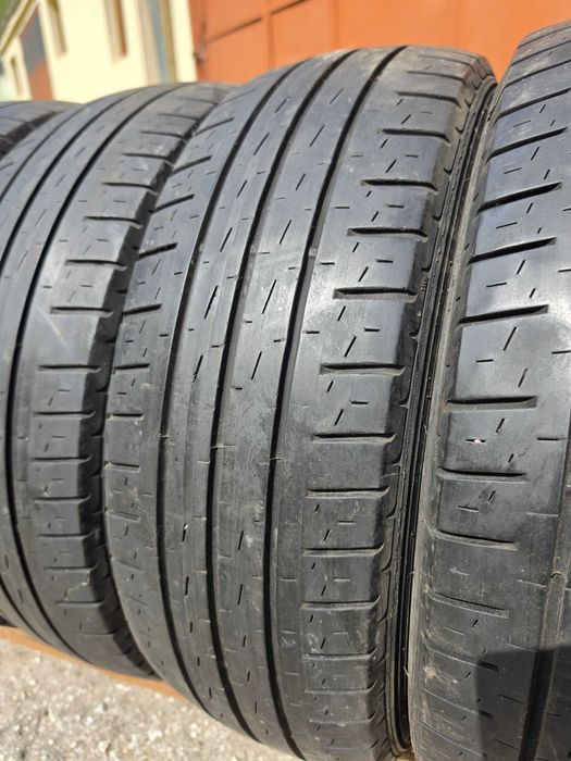4 бр. гуми за бус 205/65/16C Pirelli 6-6,5 mm DOT 0919
