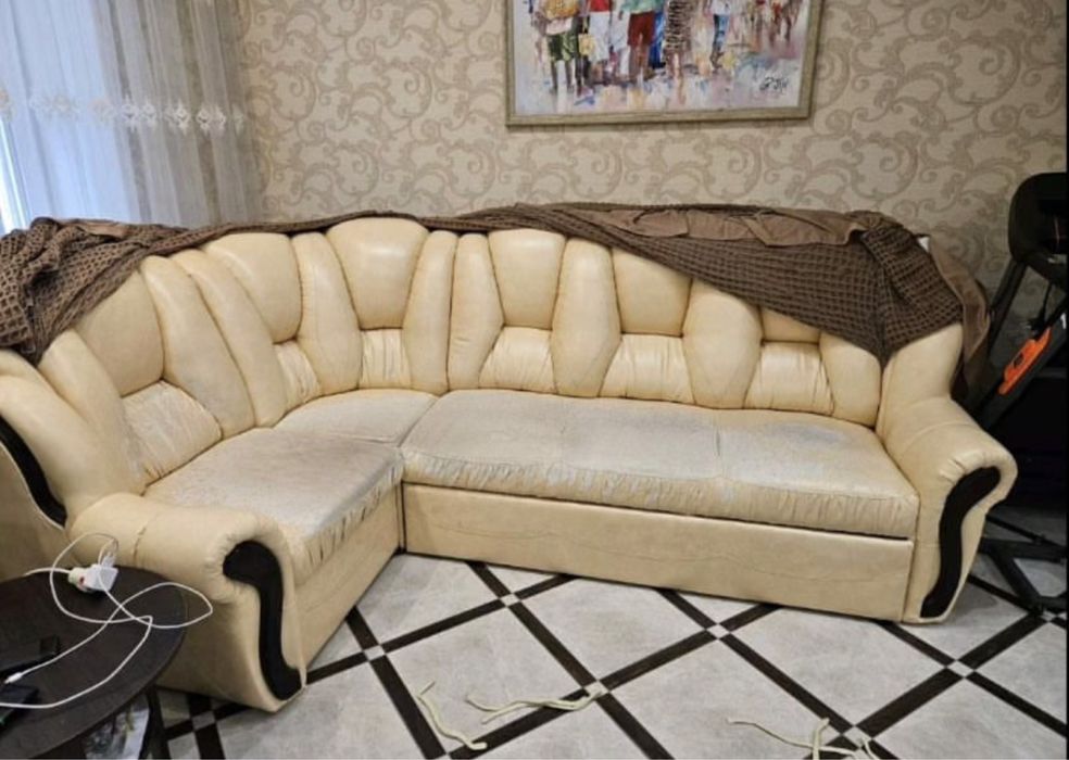 Реставрация Перетяжка диванов кресел стульев пуфиков