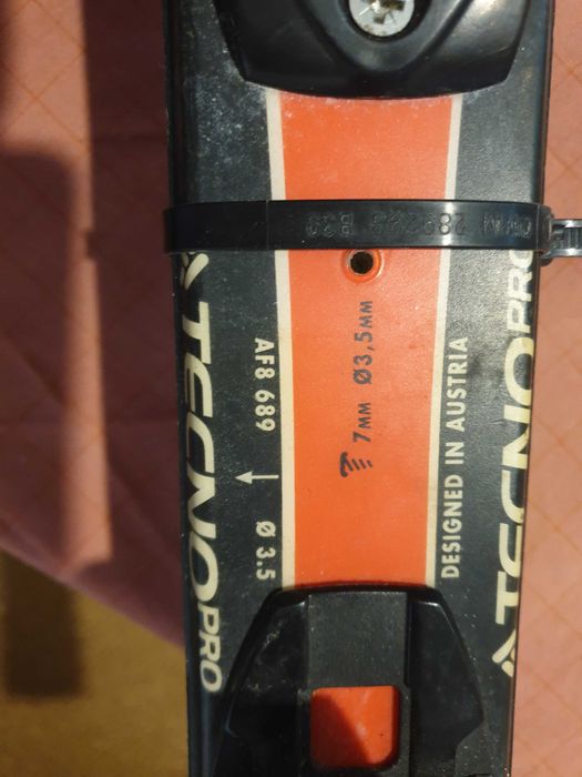 Детски ски TECNO Pro с автомати.