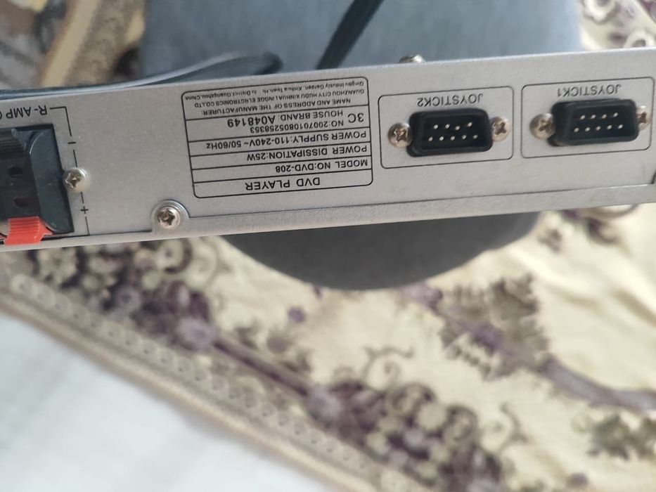 Продаю несколько DVD и VHS плееров