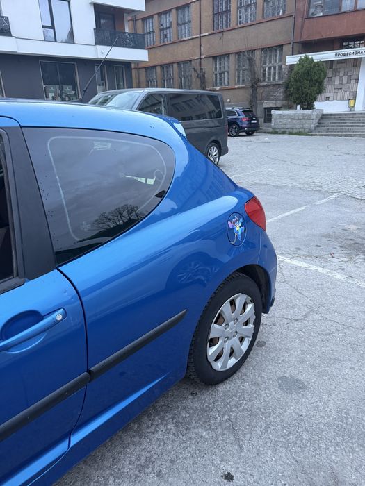 Peugeot 207 2007 година