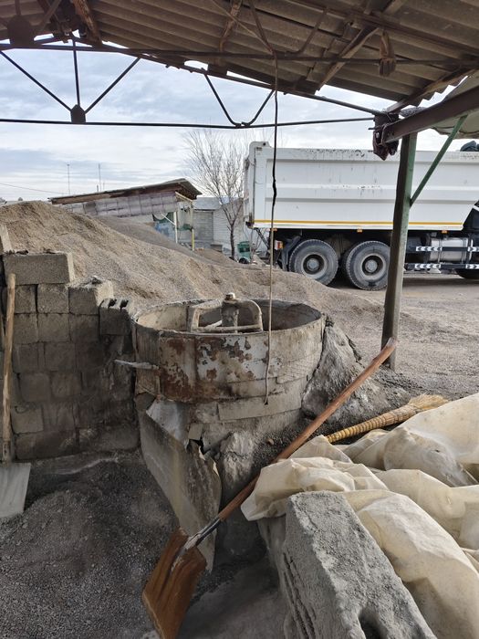 Шлакоблок станок сотилади