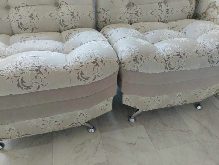 Продам Диван с кресло!