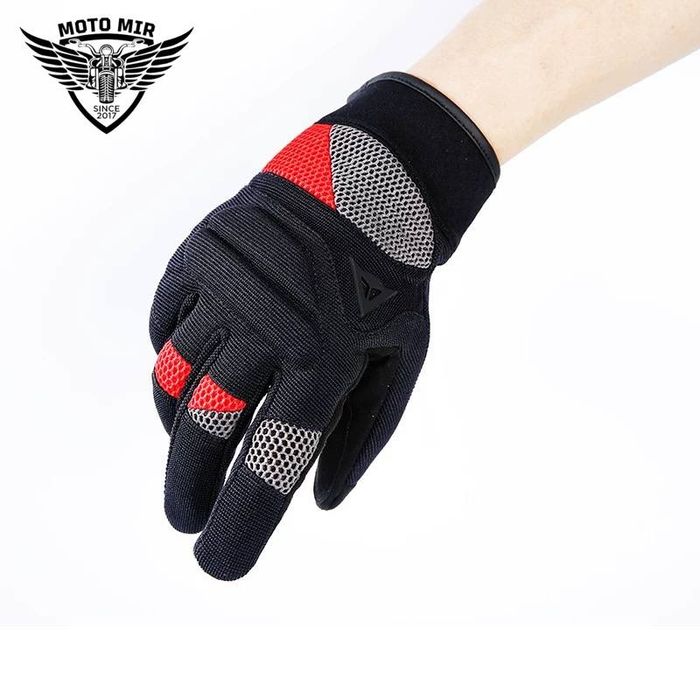 В наличии имеется  кожаные перчатки  REV’ITI  PRO-ST