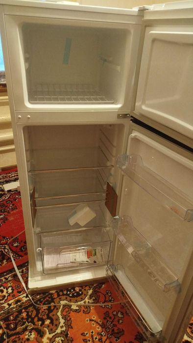 Холоделник Артел