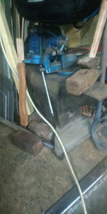 Menghine ,  Nicovale,Placi si chei de fasonat