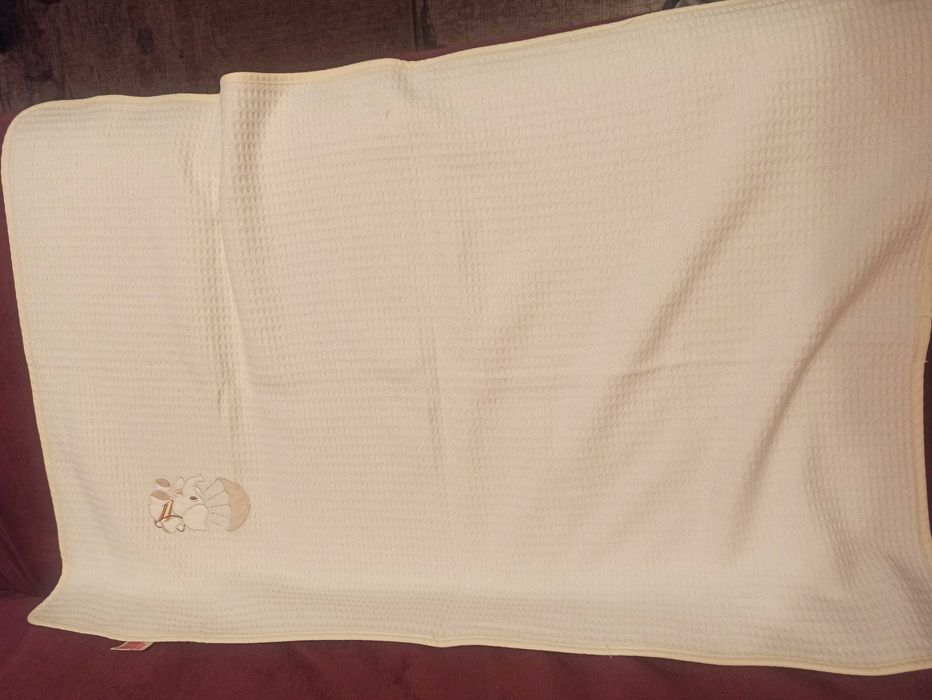 Продавам испански памучни бебешки одеялца - 2бр.