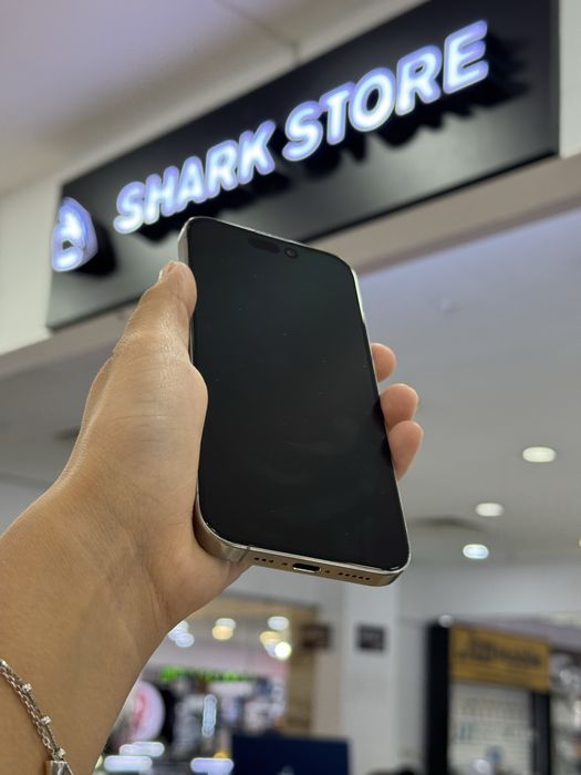 iphone 15 pro Shark Store