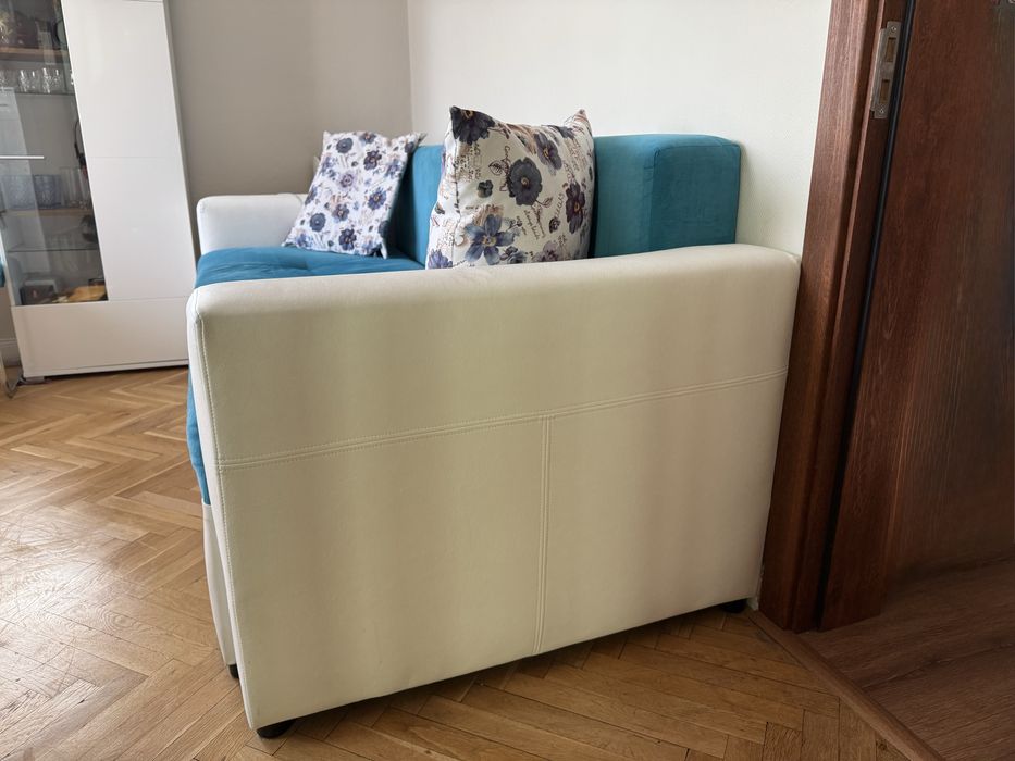 Диван с функция сън