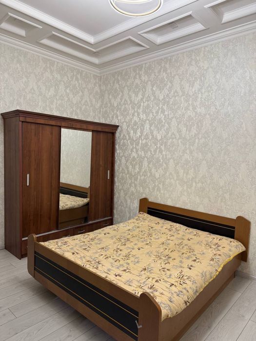 Шкаф и спальни яхши холатда