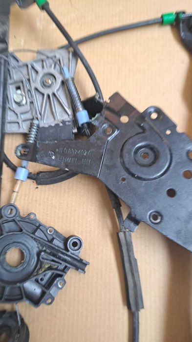 продам запчасти на гольф3 б.у