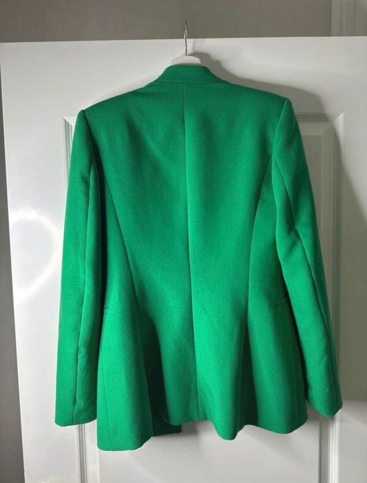 Costum Zara mărimea xs