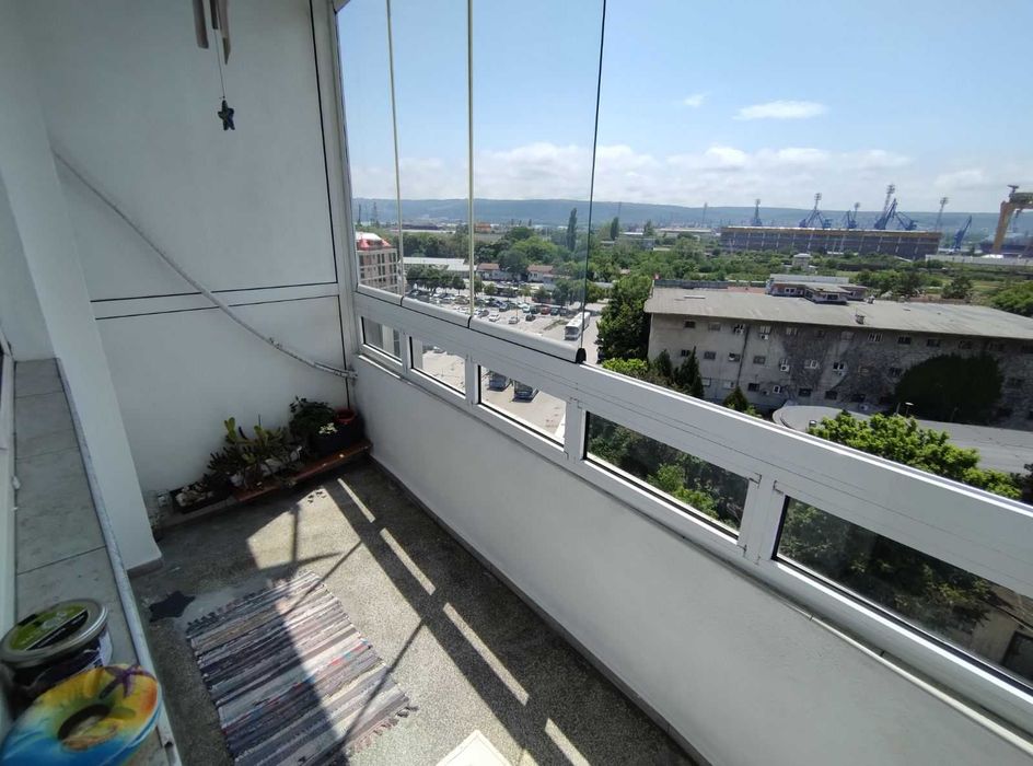 Без Комисиона Тристаен 110 м²