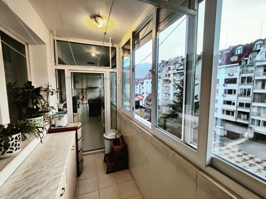 Дава се под наем Тристаен апартамент в София, Хладилника - 103 кв.м за 749 € - Снимка #4