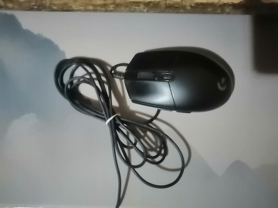 Компьютерная мышь логитеч g102