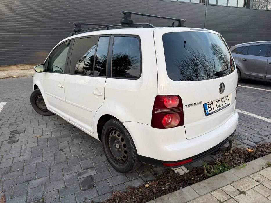 VOLKSWAGEN Touran 2009 — imagine 4