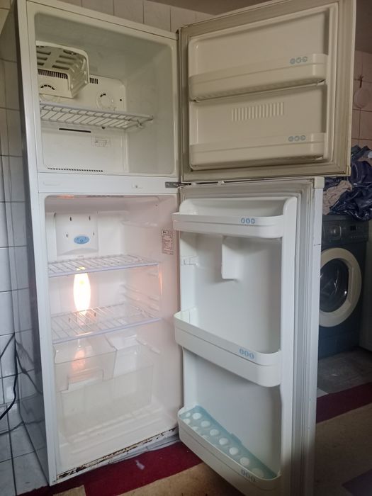 Продам холодильник за 45000