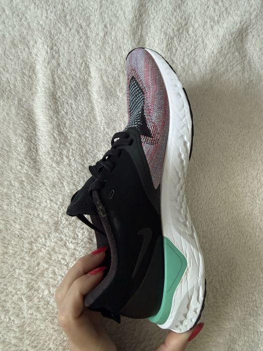 Маратонки Nike