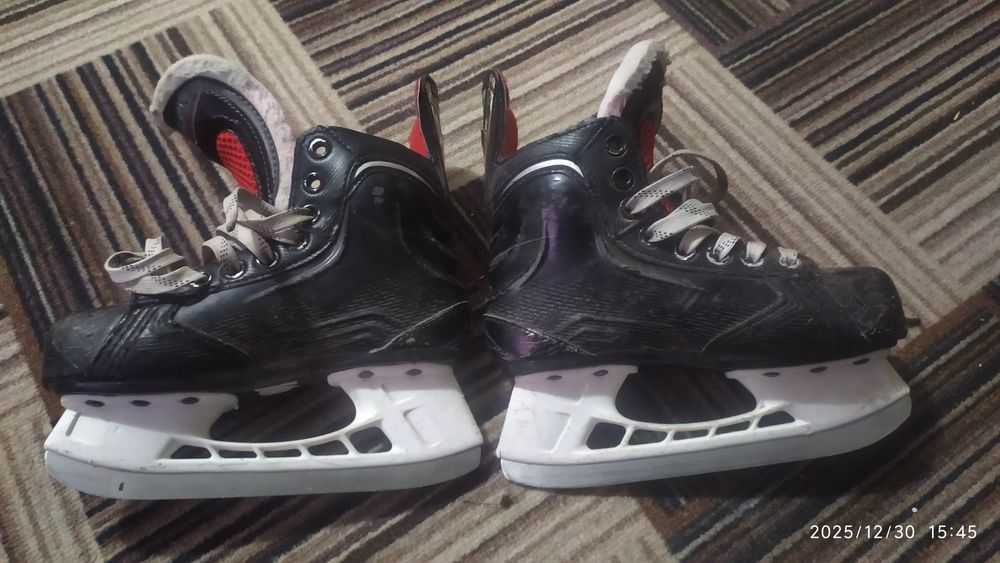 Коньки  детские .