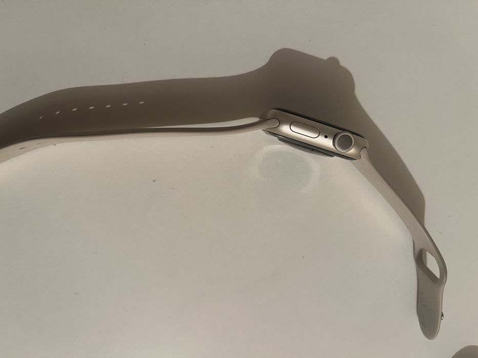 Apple watch 8  41 mm продается