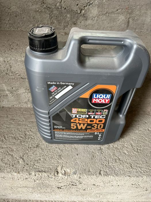 Ulei liqui moly 5w30 sigilat