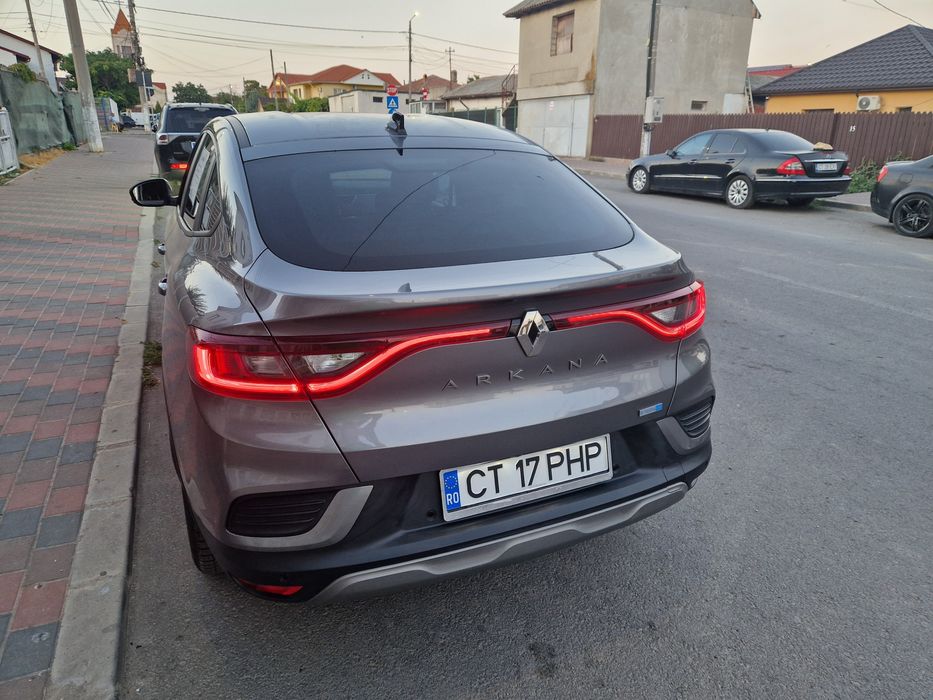 Renault ARKANA 1.6 benzina+2 motoare electrice, E-Tech  Full HYBRID