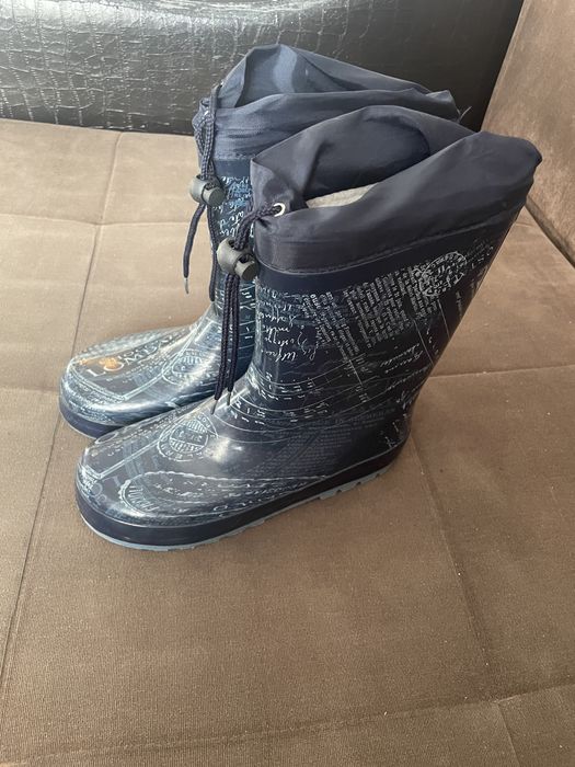 Оезиновые сапоги