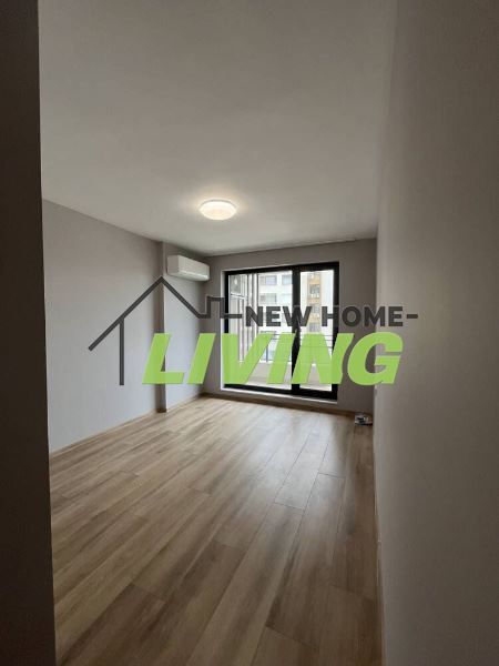 Продава се Тристаен апартамент в Пловдив, Христо Смирненски - 140 кв.м за 1275 €/кв.м - Снимка #2