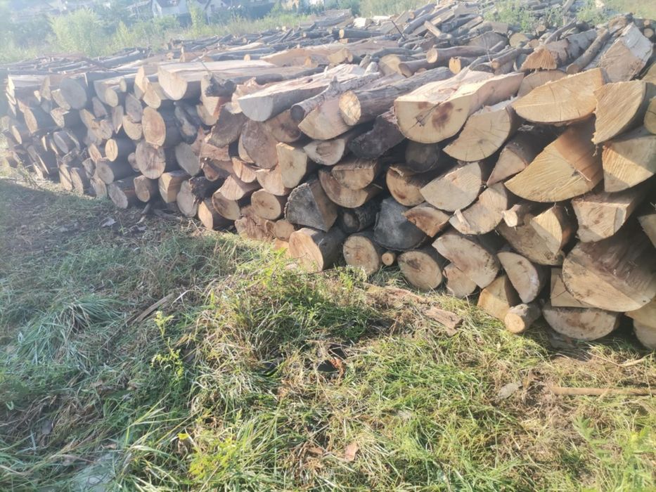 Vand lemne de foc  esenta tare carpen fag transport la domiciliu 0753622387