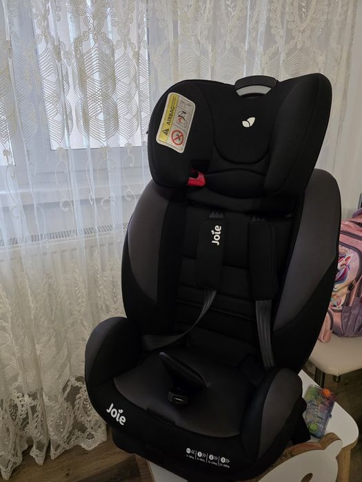 Scaun auto Joie .