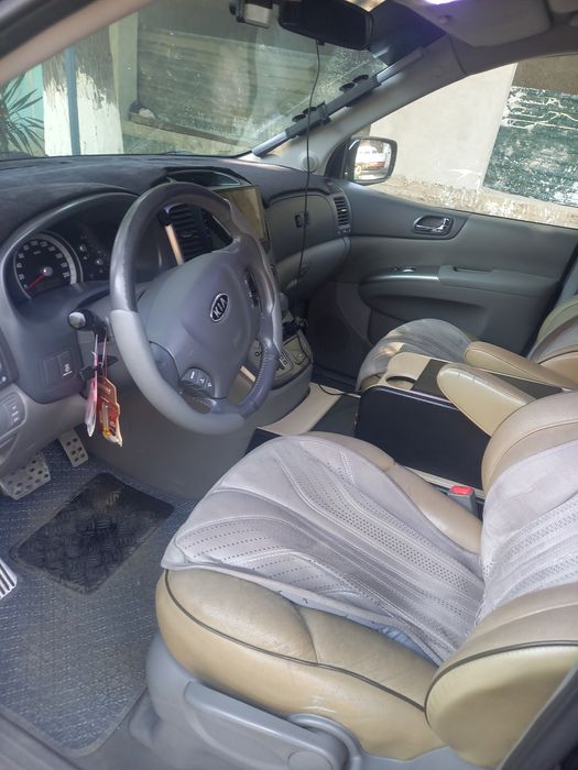 Kia Grand Carnival Long ( Turbo disel 2.9 CRDI )